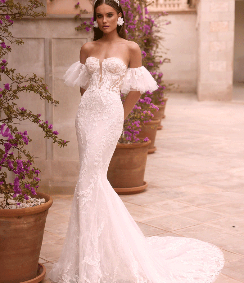 Mermaid Brautkleid Berlin – figurbetontes Meerjungfrau Brautkleid mit Spitze von LAFANTA